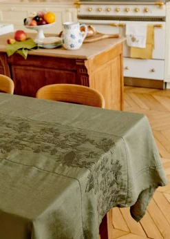Nappe Brodée