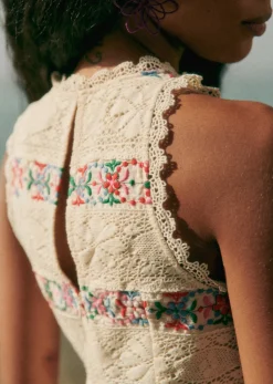 Robe Reneka